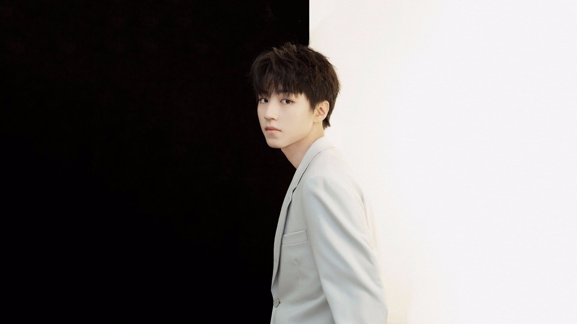 篮下对抗:北京抢到48个篮板,展现强大实力!,北京两支篮球队