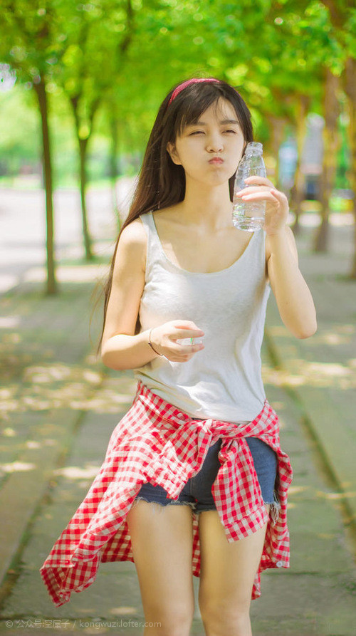 青少年“健康运动”篮球公益巡展在成都持续进行,推广全民健身运动